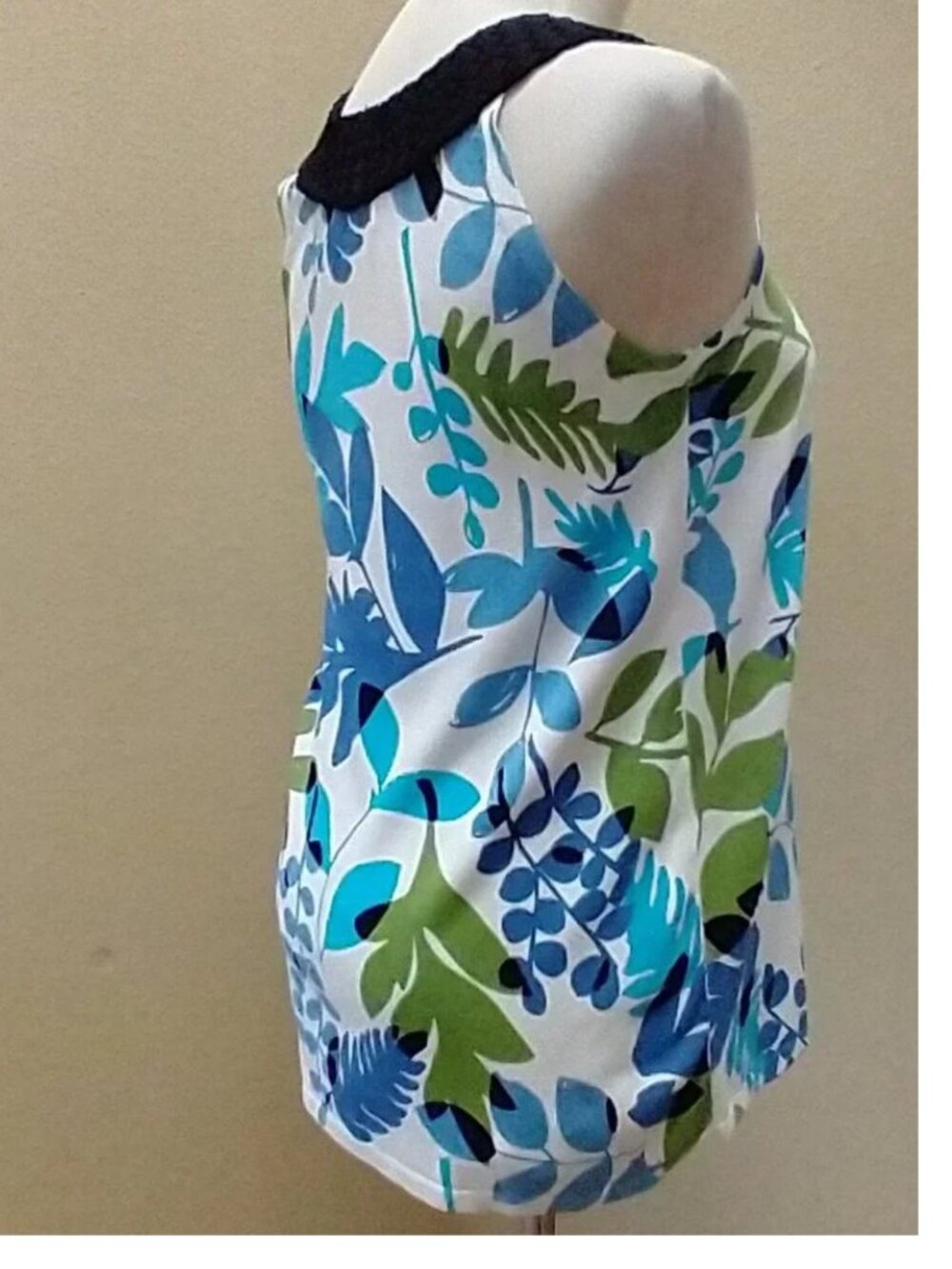 Joseph A Top. 🛍️💌 - Picture 3 of 8